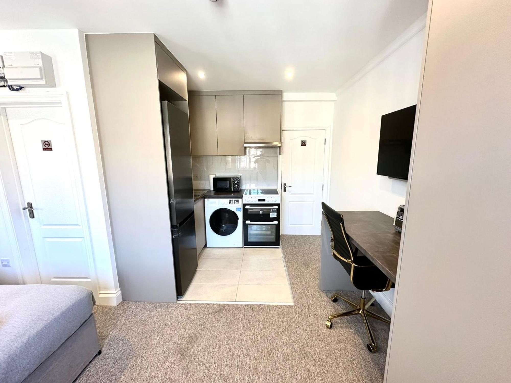Spectacular Modern, Private Apartment,15 Mins To Central London Hendon Exterior photo