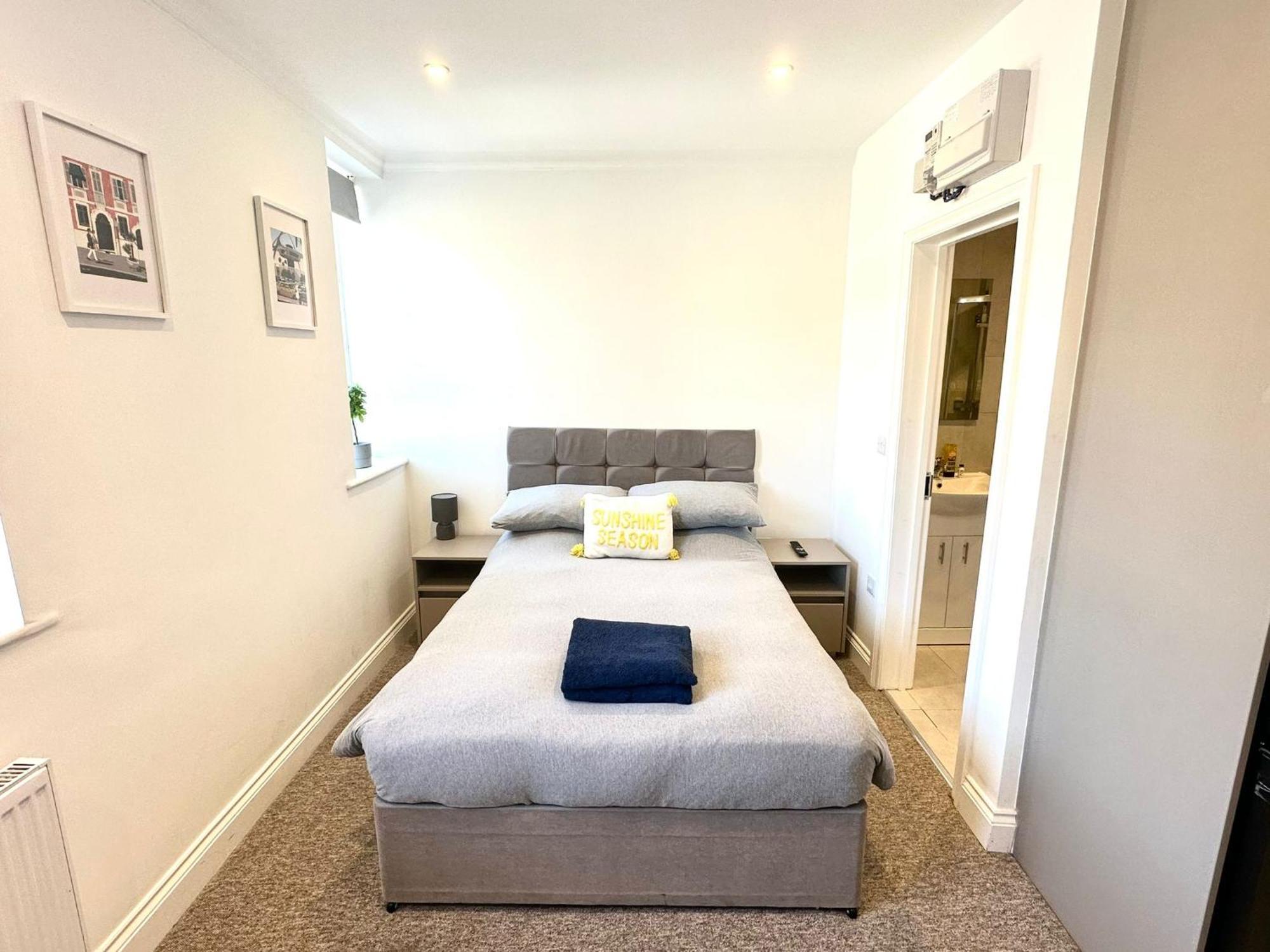 Spectacular Modern, Private Apartment,15 Mins To Central London Hendon Exterior photo